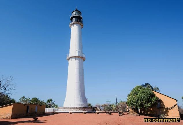Katsepy : Son phare Eiffel et son baobab...