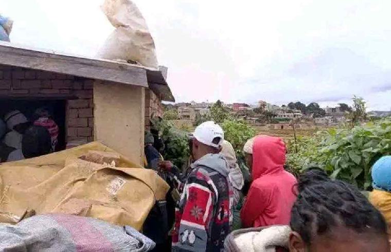 Alasora : Une briquetière tuée par balle après la vente de ses briques